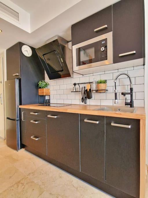 Ferienwohnung Acogedor Piso Con Terraza Y Parking! Benalmádena Exterior foto