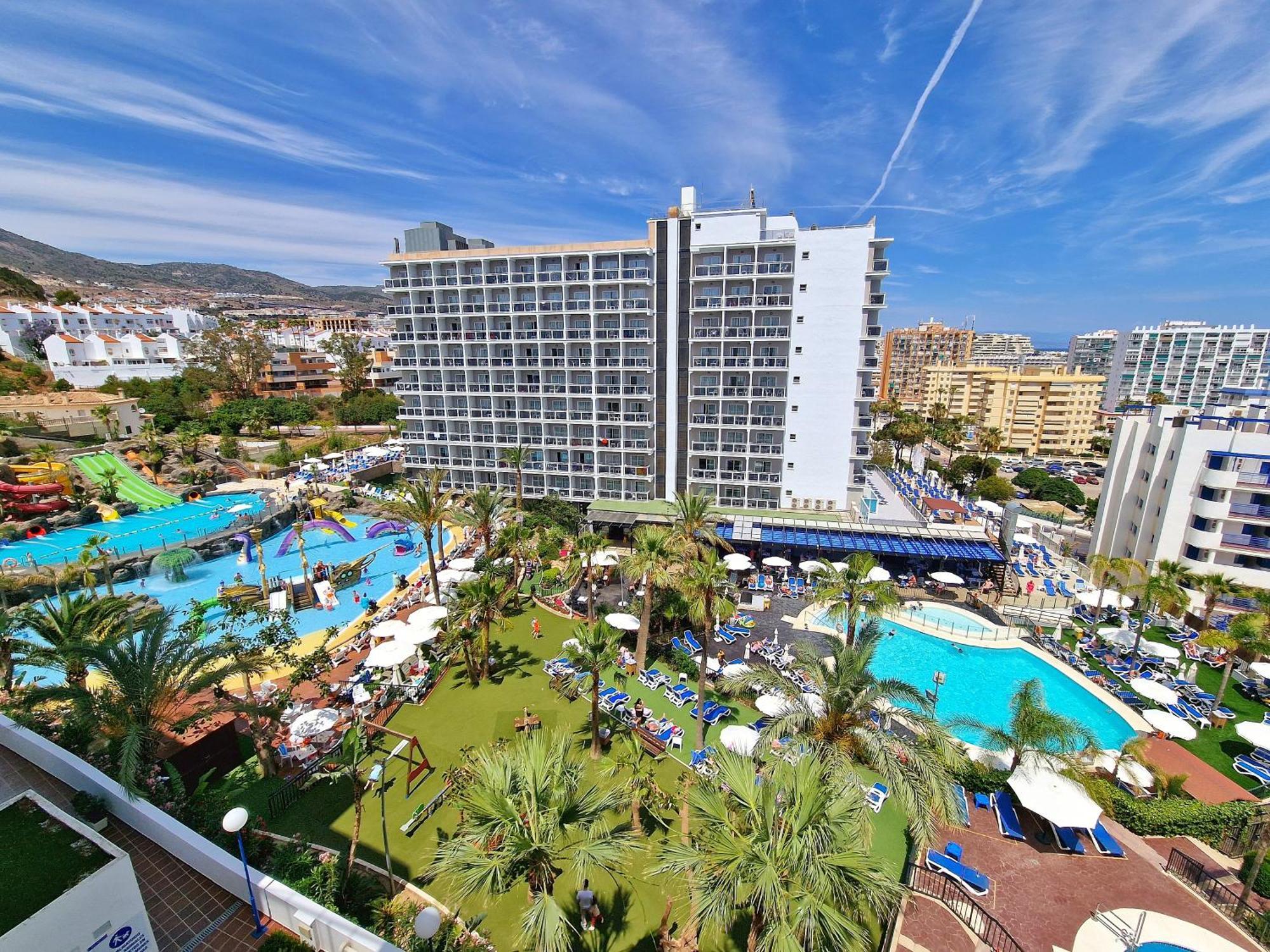Ferienwohnung Acogedor Piso Con Terraza Y Parking! Benalmádena Exterior foto